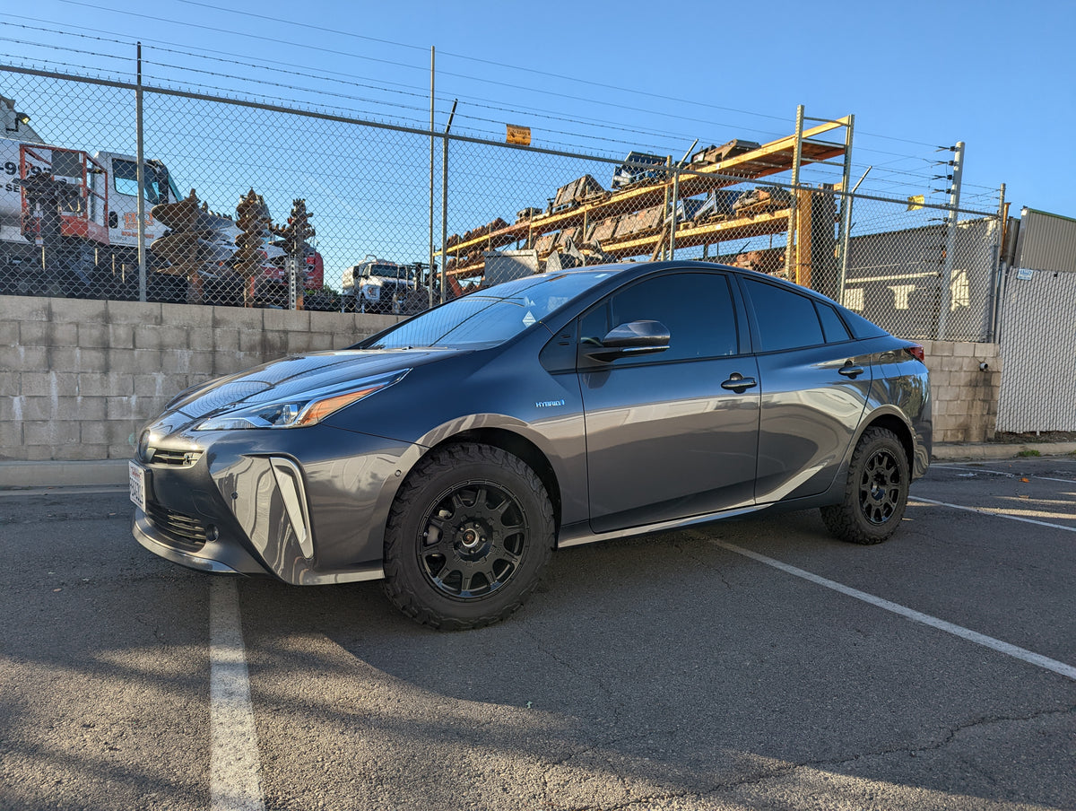 2016-2022 Toyota Prius 1.5"Lift Kit